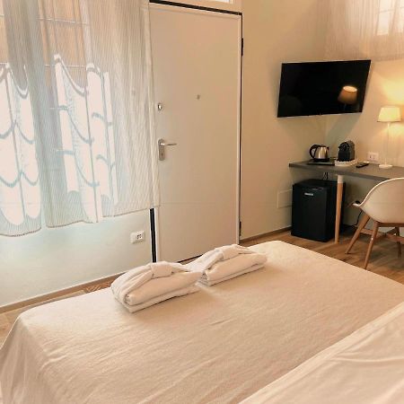 Bed In Bo San Carlo Hotel Bologna Kültér fotó